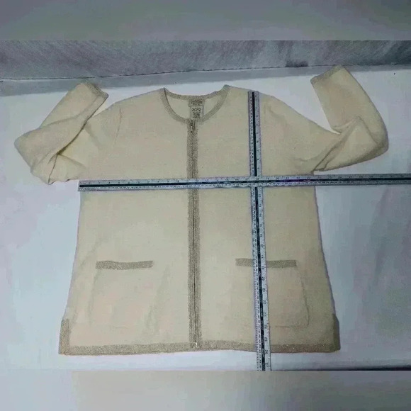 Vintage 💯 Wool full zip gold trim  sweater. Ladies XL Petite - Picture 6 of 11